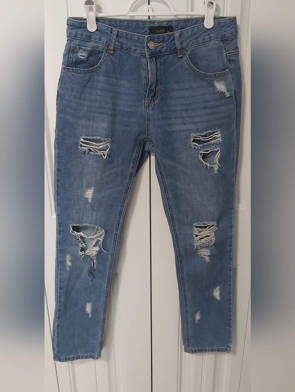 Women's Distressed Skinny Jeans - Blue